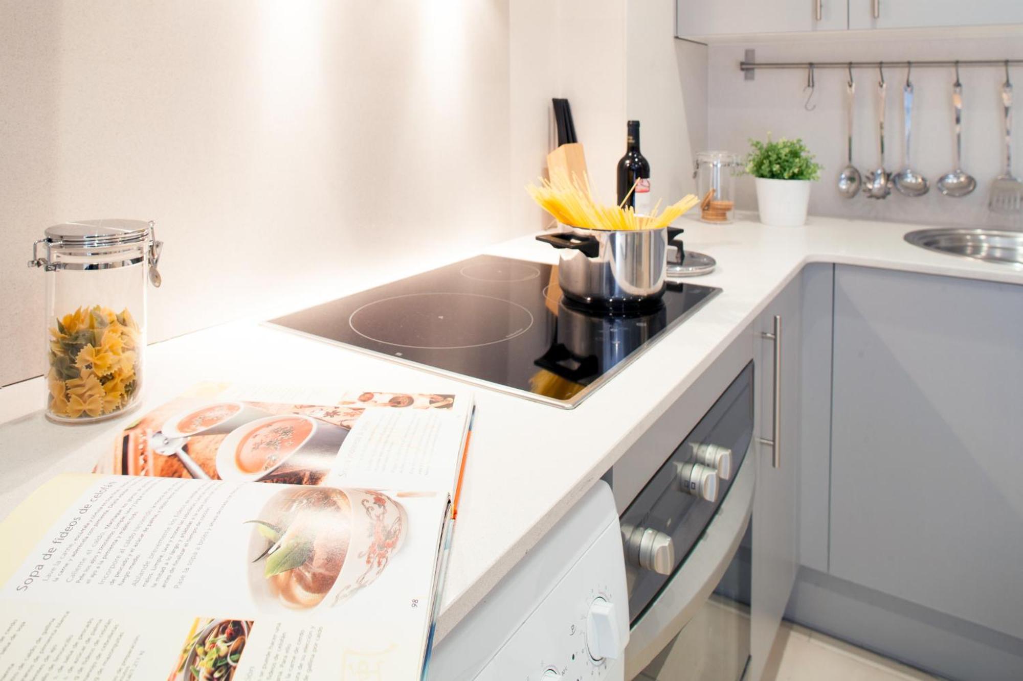 Feelathome Mozart Apartments Barcelona Buitenkant foto