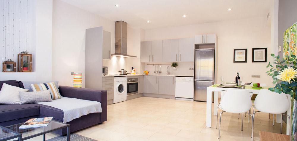 Feelathome Mozart Apartments Barcelona Buitenkant foto