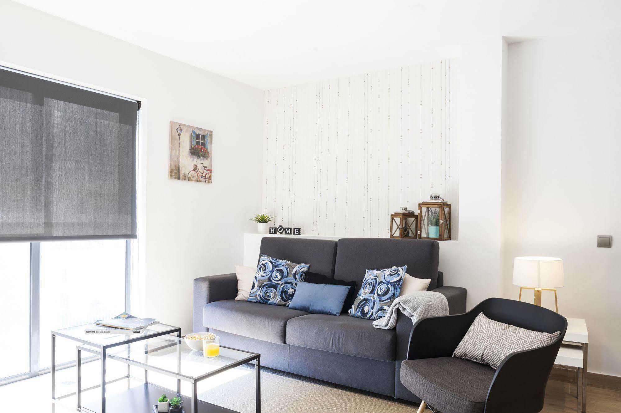 Feelathome Mozart Apartments Barcelona Buitenkant foto