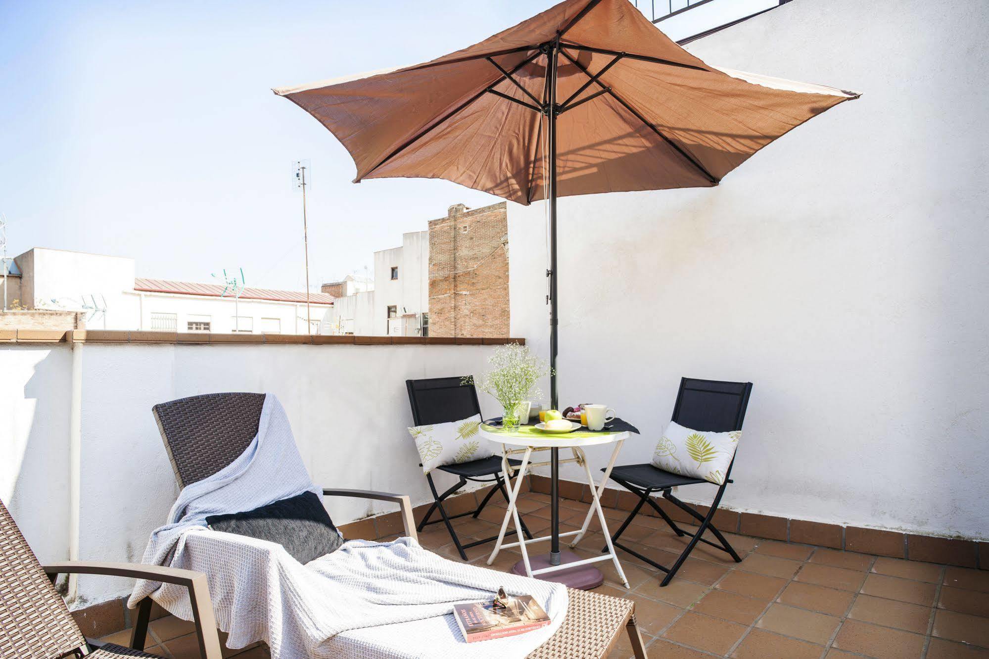Feelathome Mozart Apartments Barcelona Buitenkant foto